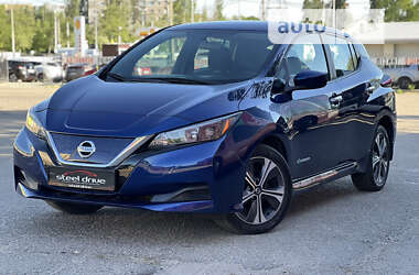 Хэтчбек Nissan Leaf 2018 в Николаеве