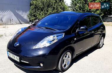 Хэтчбек Nissan Leaf 2014 в Днепре