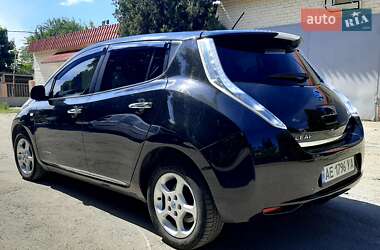 Хэтчбек Nissan Leaf 2014 в Днепре