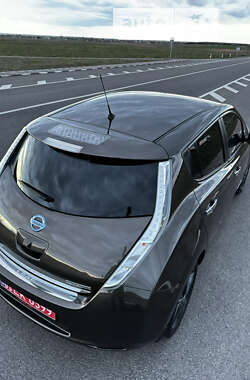 Хетчбек Nissan Leaf 2016 в Луцьку