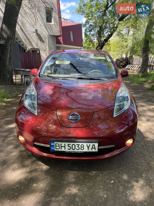 Nissan Leaf 2011