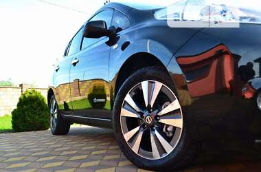 Хэтчбек Nissan Leaf 2014 в Сарнах