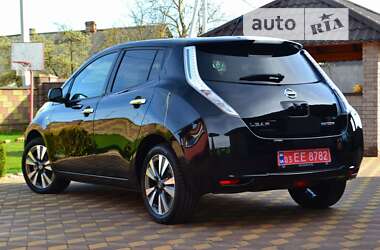 Хэтчбек Nissan Leaf 2014 в Сарнах