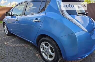 Хэтчбек Nissan Leaf 2011 в Луцке