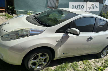 Хэтчбек Nissan Leaf 2013 в Ковеле