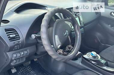 Хэтчбек Nissan Leaf 2013 в Одессе