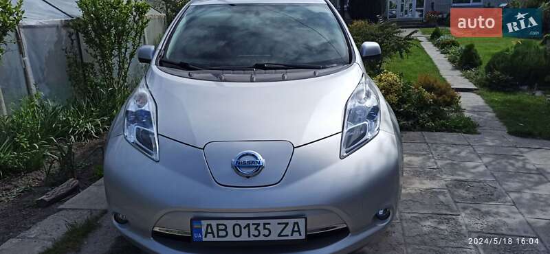Хетчбек Nissan Leaf 2014 в Вінниці фото 2 Хетчбек Nissan Leaf 2014 в Вінниці