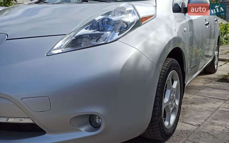 Хетчбек Nissan Leaf 2014 в Вінниці фото 25 Хетчбек Nissan Leaf 2014 в Вінниці