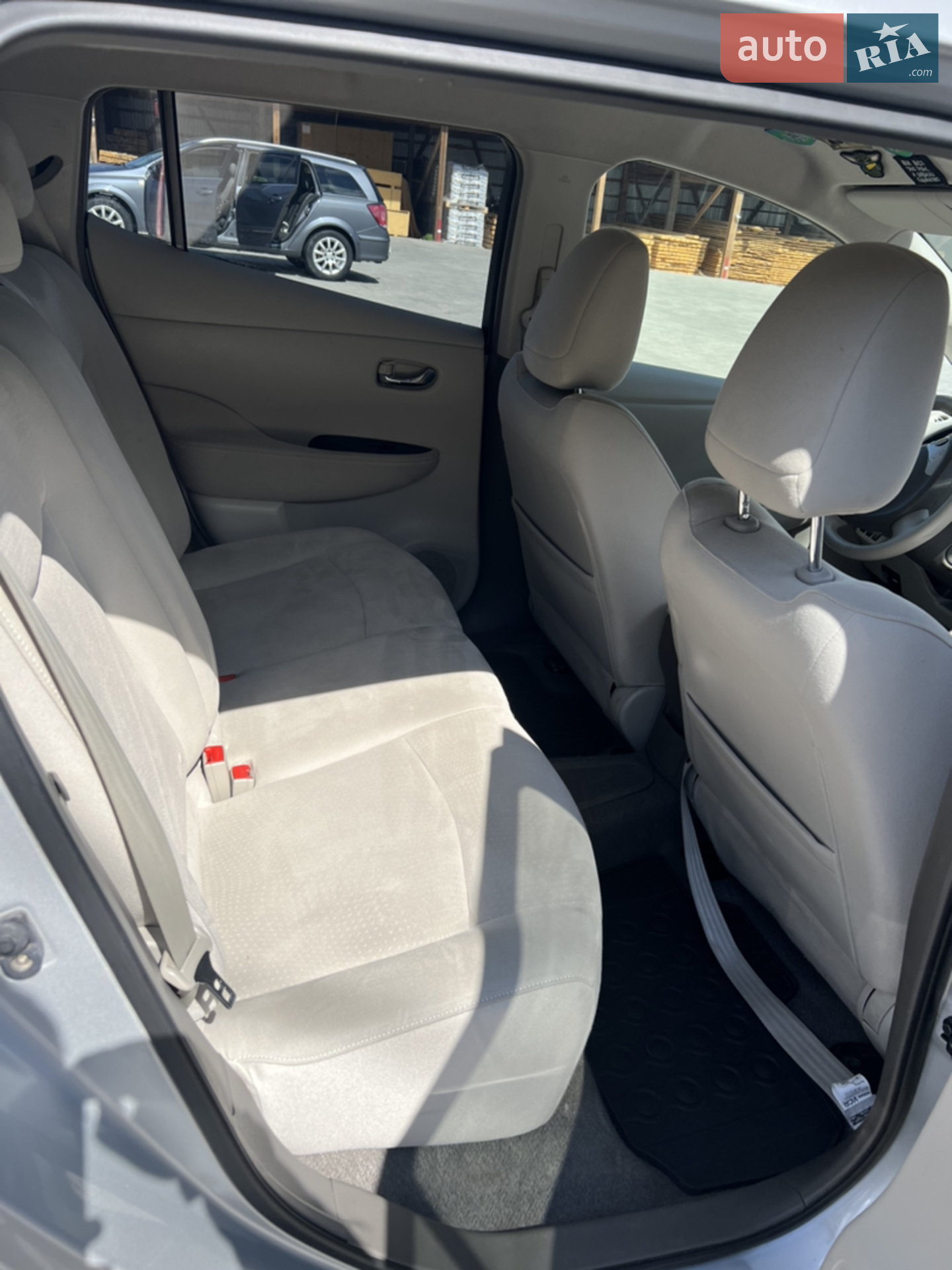 2012 Nissan Leaf - мініатюра 11