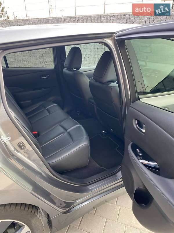 Хэтчбек Nissan Leaf 2019 в Луцке фото 19 Хэтчбек Nissan Leaf 2019 в Луцке