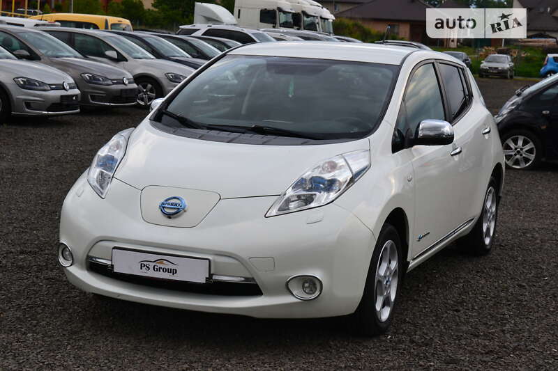 Хетчбек Nissan Leaf 2014 в Луцьку