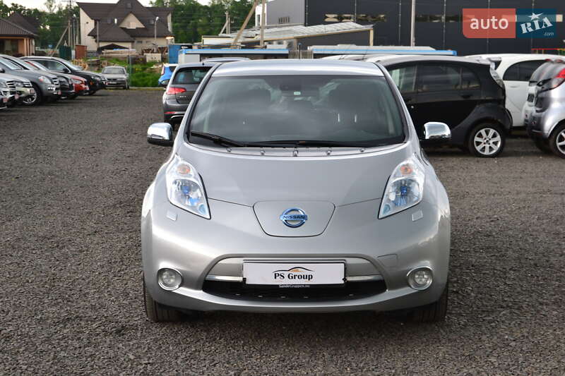 Хетчбек Nissan Leaf 2014 в Луцьку