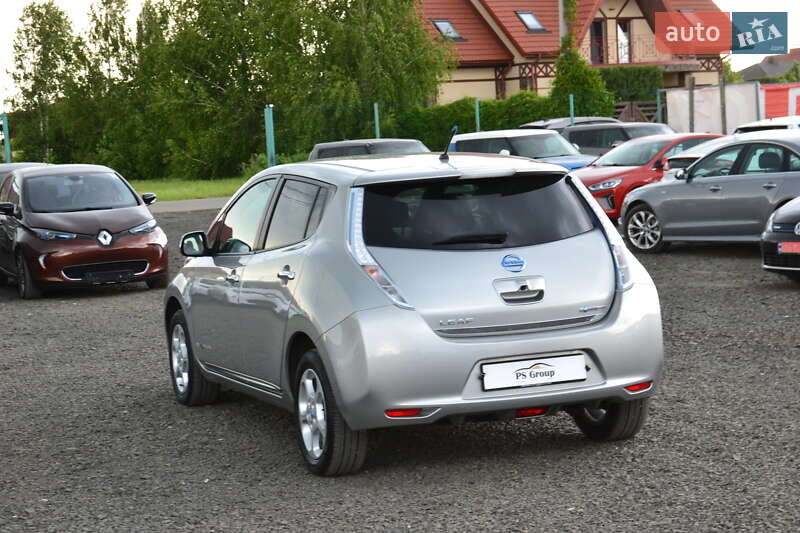 Хетчбек Nissan Leaf 2014 в Луцьку