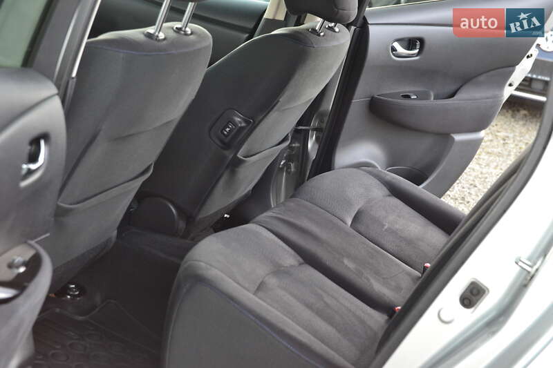 Хетчбек Nissan Leaf 2014 в Луцьку