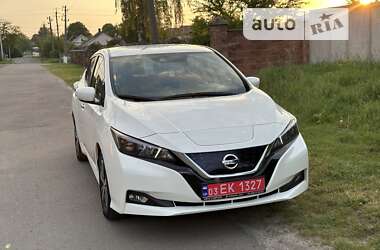 Хэтчбек Nissan Leaf 2019 в Ровно