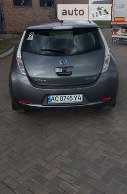 Хэтчбек Nissan Leaf 2014 в Любомле