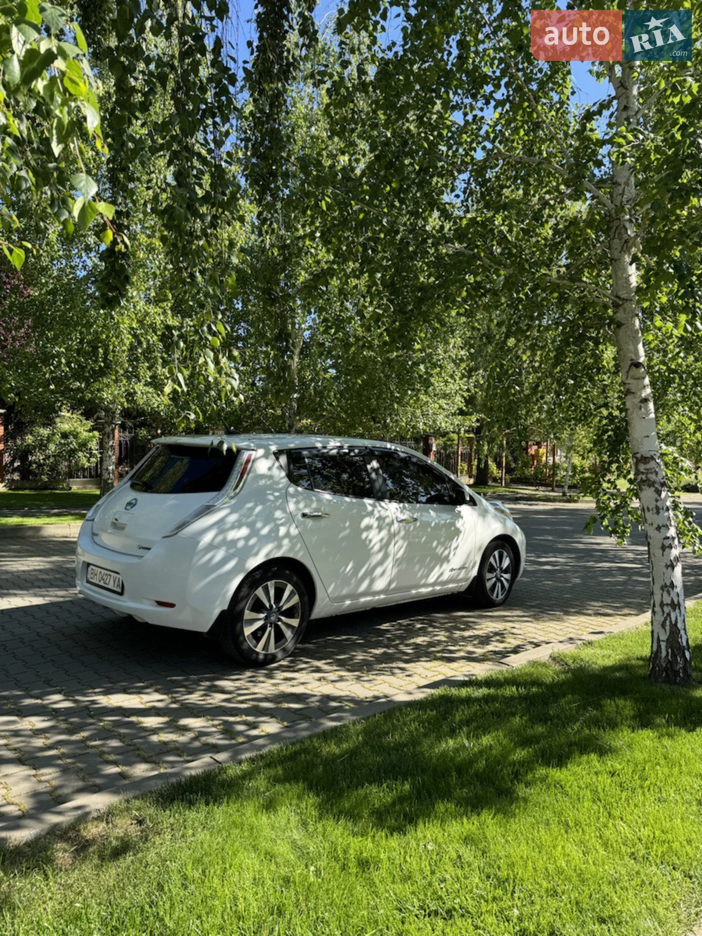 2016 Nissan Leaf - мініатюра 8