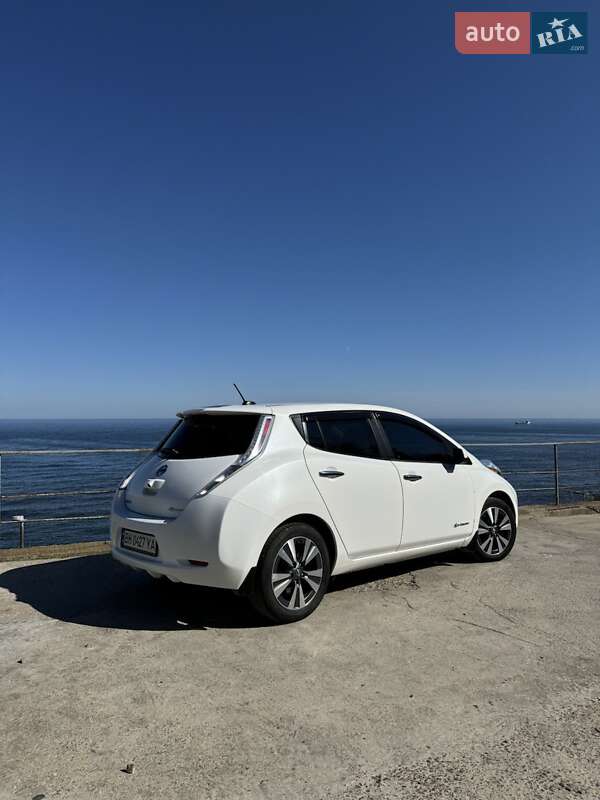 Хэтчбек Nissan Leaf 2016 в Одессе фото 11 Хэтчбек Nissan Leaf 2016 в Одессе