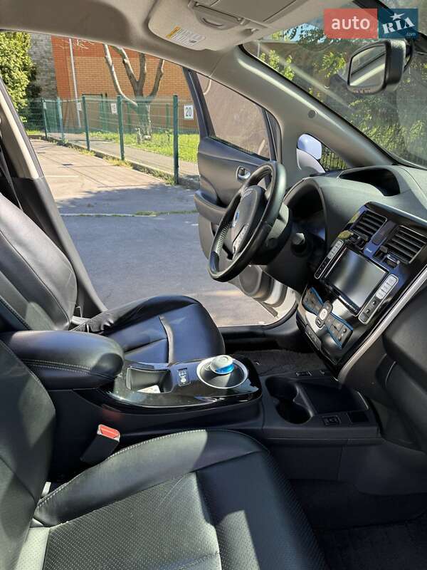 Хэтчбек Nissan Leaf 2016 в Одессе фото 16 Хэтчбек Nissan Leaf 2016 в Одессе