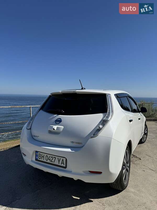 Хэтчбек Nissan Leaf 2016 в Одессе фото 20 Хэтчбек Nissan Leaf 2016 в Одессе