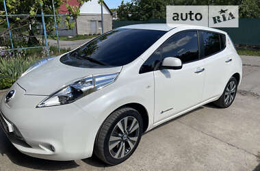 Хэтчбек Nissan Leaf 2014 в Подольске