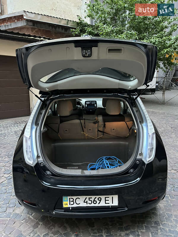 Хетчбек Nissan Leaf 2011 в Львові фото 9 Хетчбек Nissan Leaf 2011 в Львові