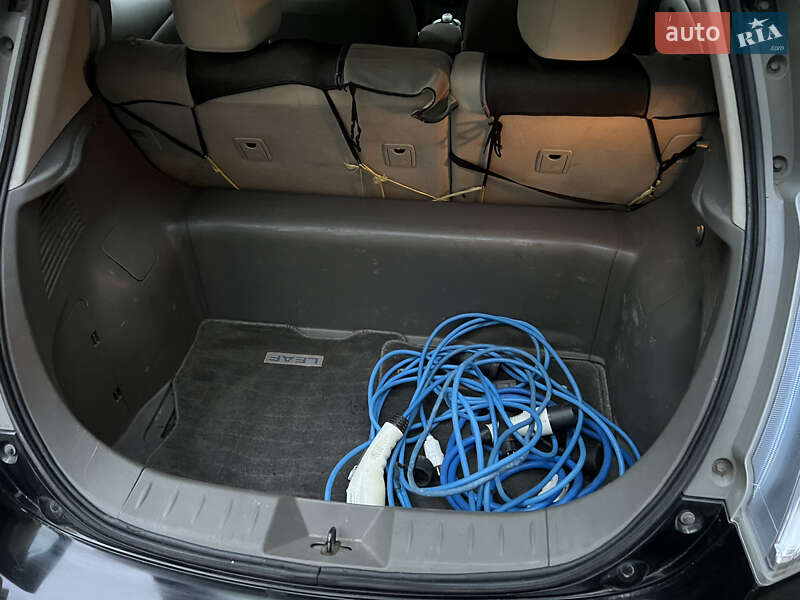 Хетчбек Nissan Leaf 2011 в Львові фото 12 Хетчбек Nissan Leaf 2011 в Львові