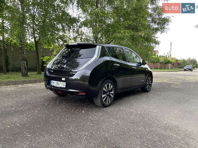 Хэтчбек Nissan Leaf 2016 в Ровно фото 8 Хэтчбек Nissan Leaf 2016 в Ровно