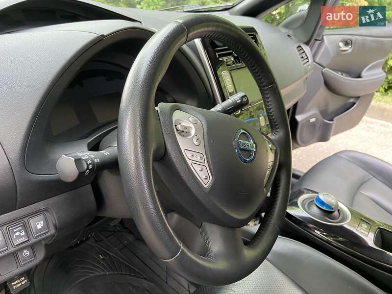 Хэтчбек Nissan Leaf 2016 в Ровно фото 27 Хэтчбек Nissan Leaf 2016 в Ровно