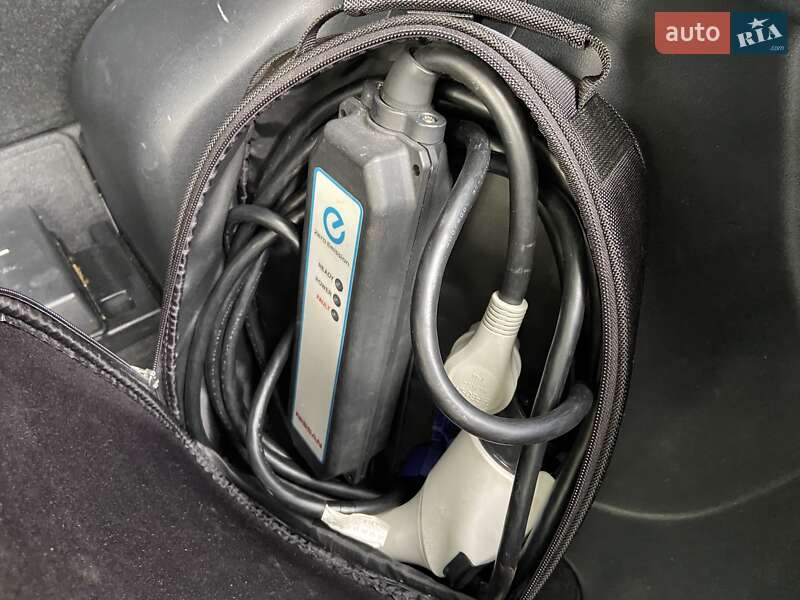 Хэтчбек Nissan Leaf 2016 в Ровно фото 43 Хэтчбек Nissan Leaf 2016 в Ровно