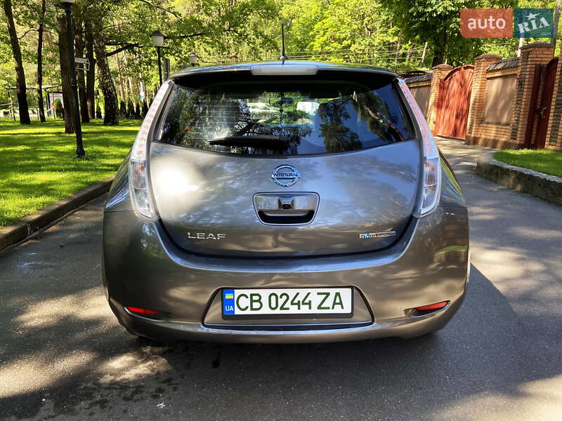 Хетчбек Nissan Leaf 2015 в Чернігові фото 11 Хетчбек Nissan Leaf 2015 в Чернігові