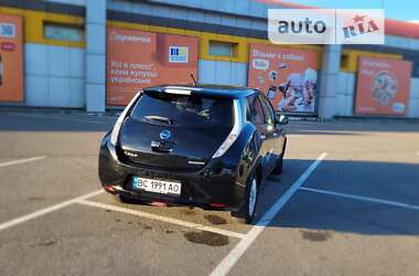 Хэтчбек Nissan Leaf 2012 в Львове