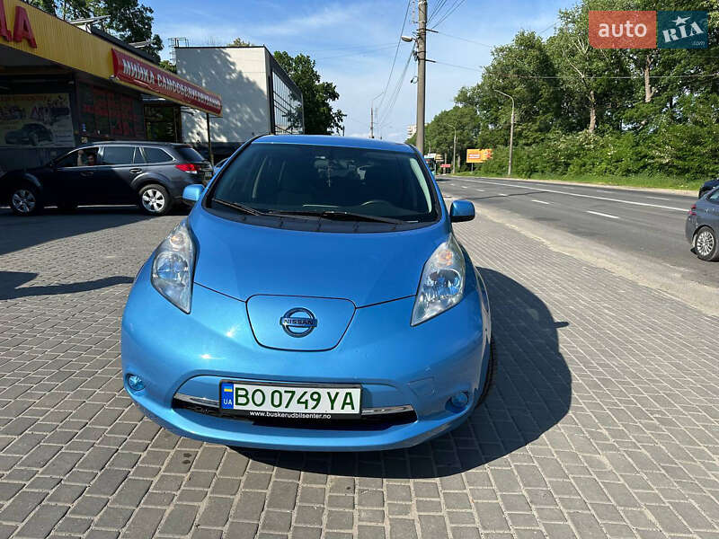 Хэтчбек Nissan Leaf 2014 в Тернополе