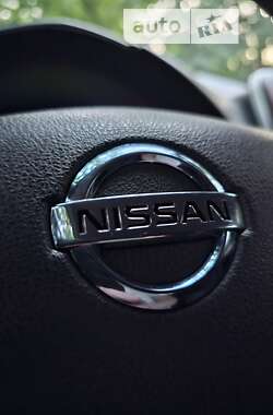 Хэтчбек Nissan Leaf 2013 в Днепре