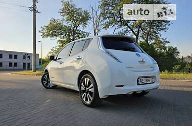 Хэтчбек Nissan Leaf 2013 в Днепре