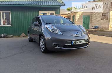 Хетчбек Nissan Leaf 2017 в 