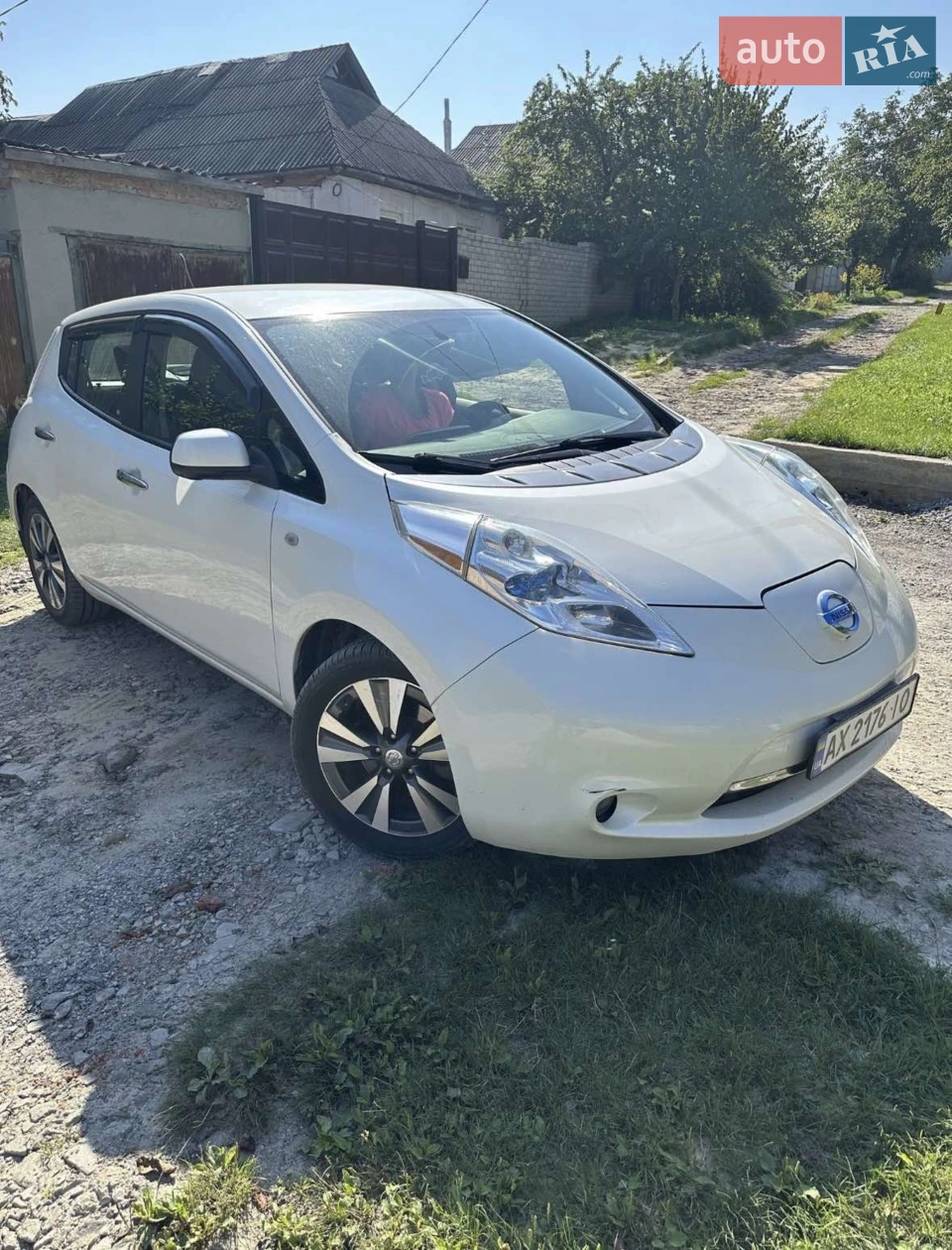 2014 Nissan Leaf - мініатюра 9