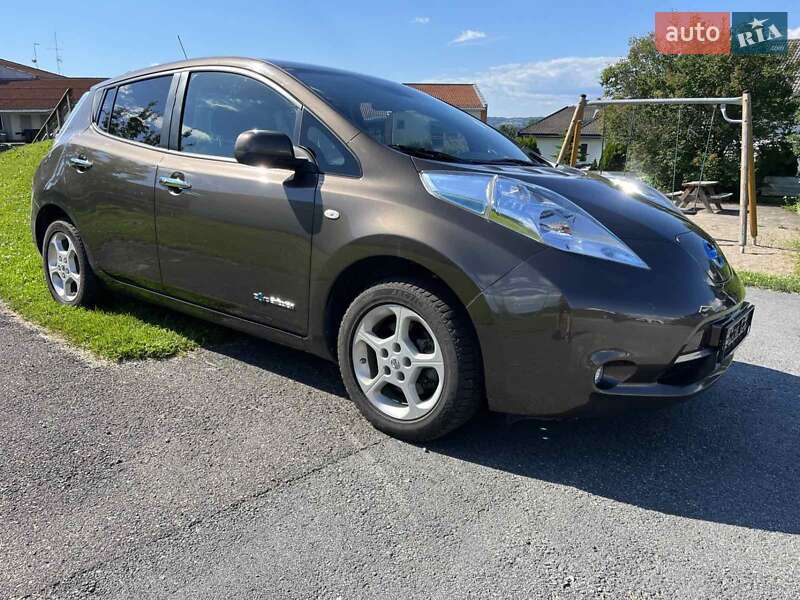 Хетчбек Nissan Leaf 2016 в Білій Церкві