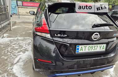 Хэтчбек Nissan Leaf 2018 в Хмельницком