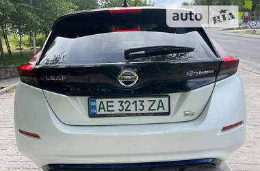 Хэтчбек Nissan Leaf 2019 в Киеве