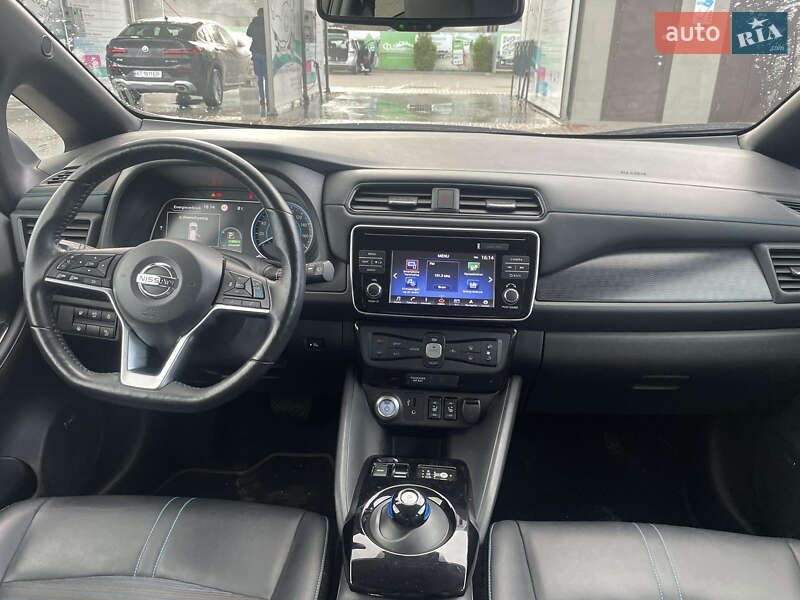 Хетчбек Nissan Leaf 2018 в Павлограді