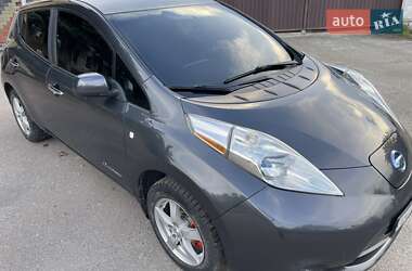 Хетчбек Nissan Leaf 2013 в Коростишеві