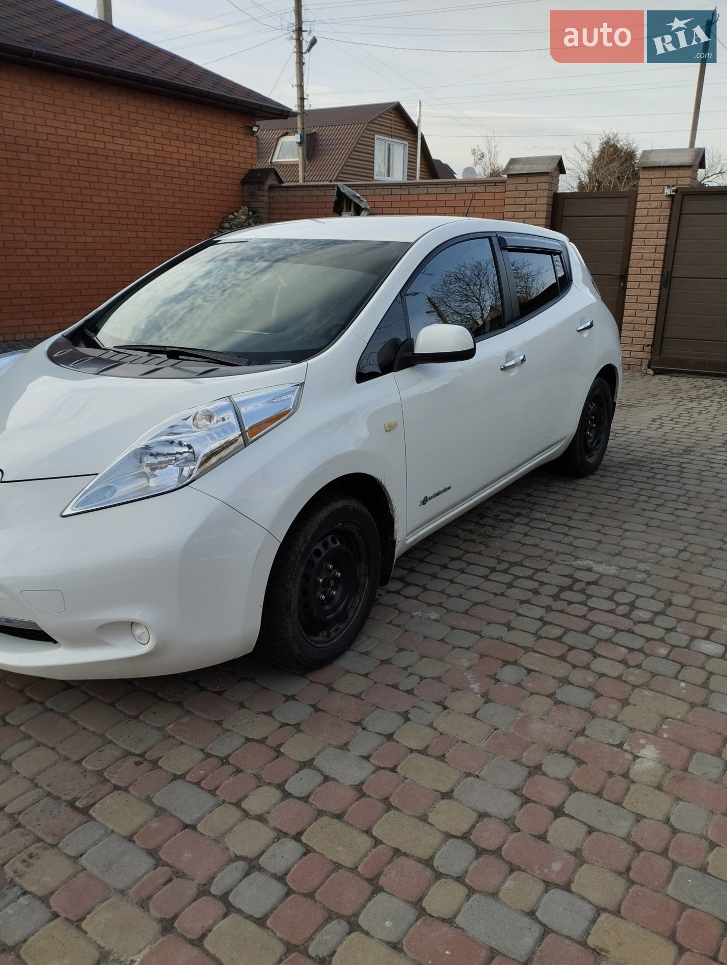 2017 Nissan Leaf - мініатюра 3