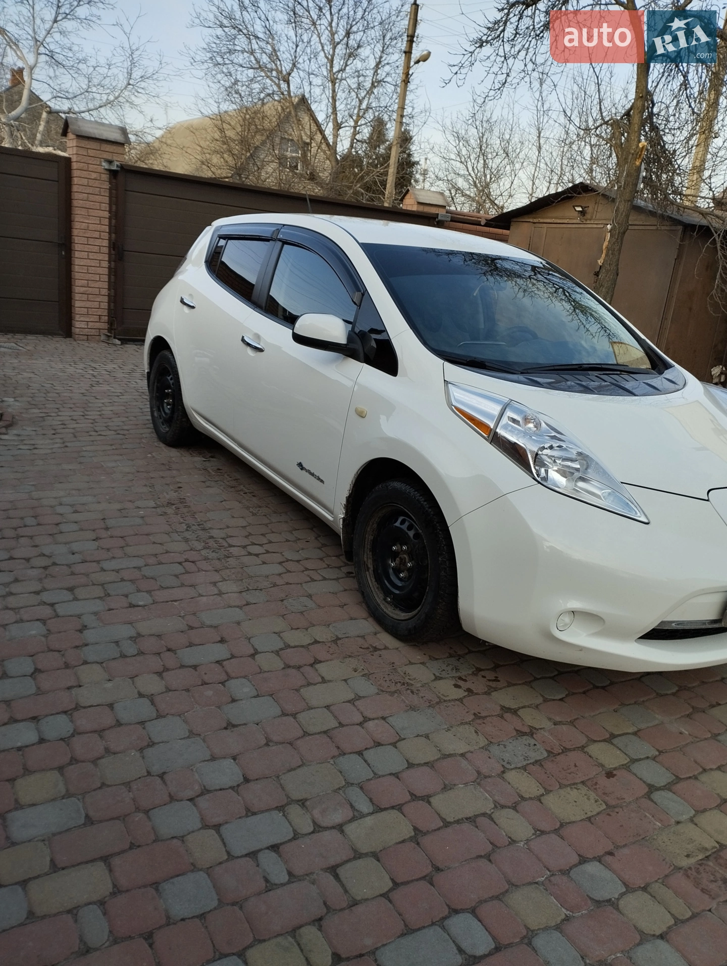 2017 Nissan Leaf - мініатюра 2
