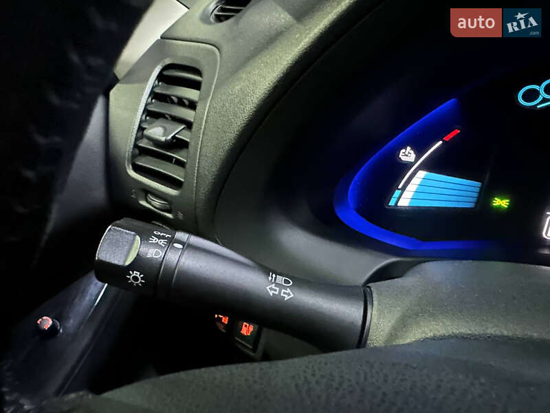 Хэтчбек Nissan Leaf 2014 в Хмельницком фото 18 Хэтчбек Nissan Leaf 2014 в Хмельницком