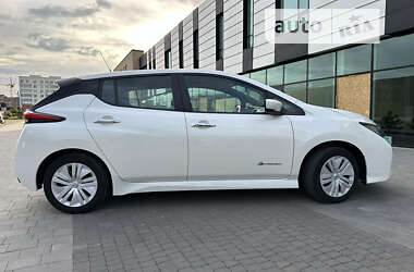 Хетчбек Nissan Leaf 2018 в Хмельницькому