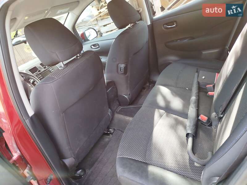 Хэтчбек Nissan Leaf 2014 в Львове