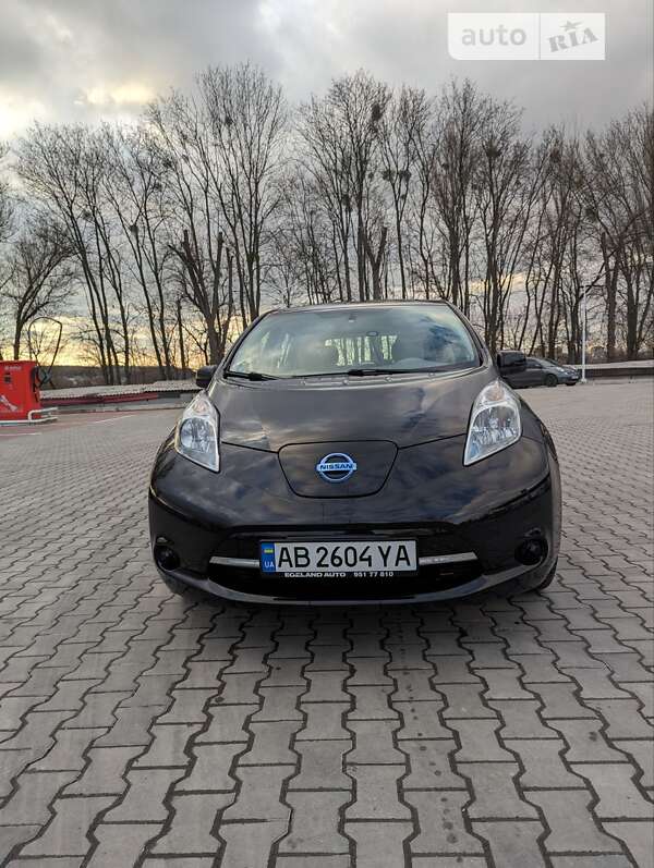 Хетчбек Nissan Leaf 2015 в Вінниці