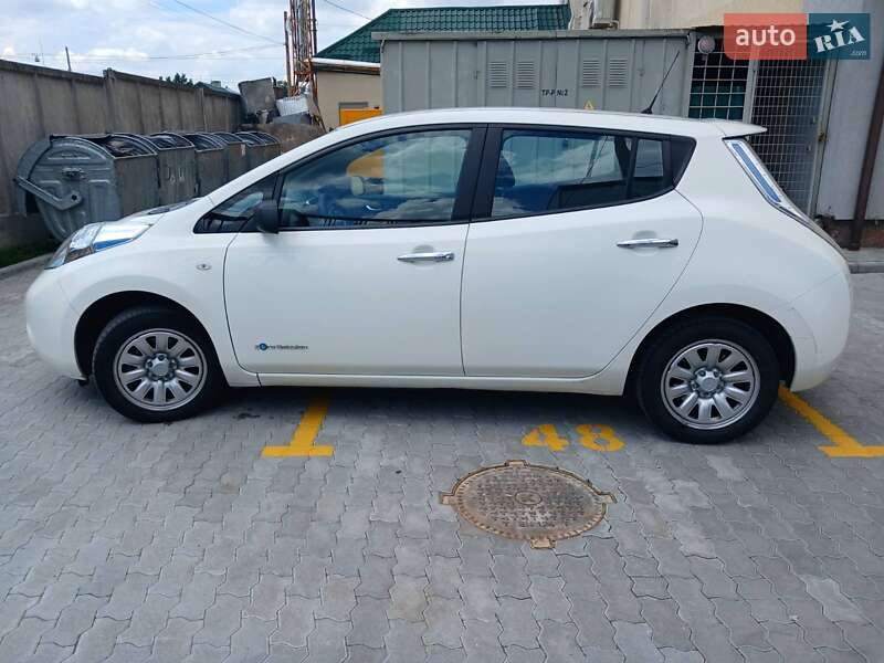 Хетчбек Nissan Leaf 2016 в Львові