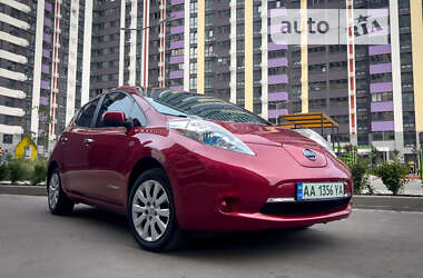 Хетчбек Nissan Leaf 2014 в Києві